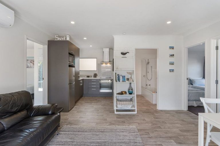 Photo of property in 1437 Clevedon Kawakawa Road, Kawakawa Bay, Papakura, 2585