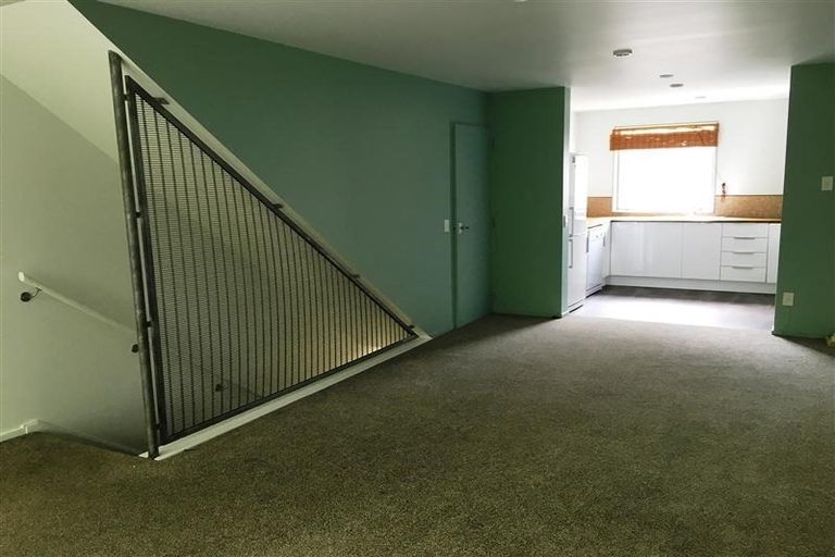 Photo of property in 4/86 Brockworth Place, Riccarton, Christchurch, 8011