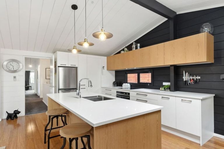 Photo of property in 35 Holliss Avenue, Cashmere, Christchurch, 8022