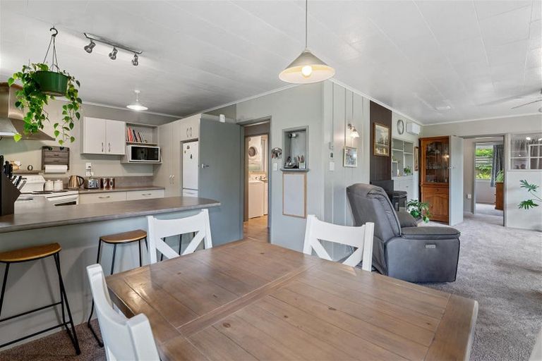 Photo of property in 1 Kiwi Street, Springfield, Rotorua, 3015