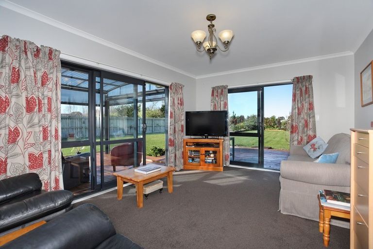 Photo of property in 7 Guthrie Court, Bulls, 4818