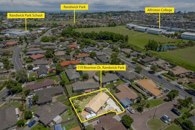Photo of property in 119 Riverton Drive, Randwick Park, Auckland, 2105