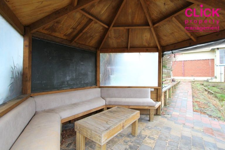 Photo of property in 11 Earls Road, Saint Clair, Dunedin, 9012