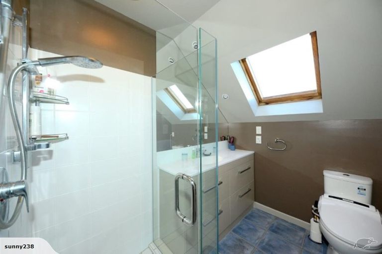 Photo of property in 5 Arundel Gate, Avonhead, Christchurch, 8042