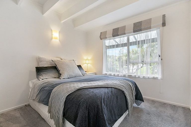 Photo of property in 29 Wirihana Road, Titirangi, Auckland, 0604