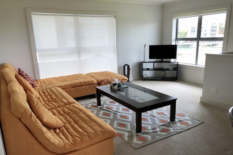 Photo of property in 25 Rue D' Amarres, Gulf Harbour, Whangaparaoa, 0930