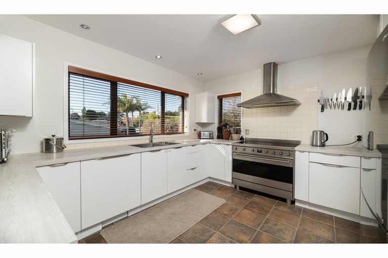Photo of property in 187 Cambridge Road, Bethlehem, Tauranga, 3110