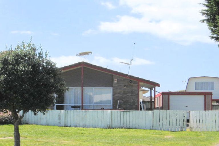 Photo of property in 53c Hartford Avenue, Papamoa Beach, Papamoa, 3118