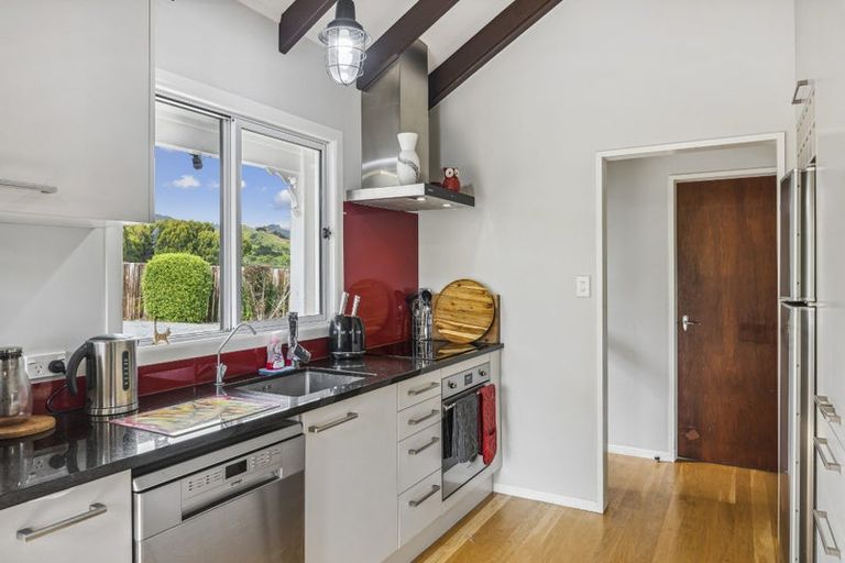 Photo of property in 33 Ratadale Road, Reikorangi, Waikanae, 5391