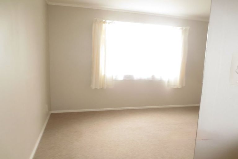 Photo of property in 1 Clementine Way, Crofton Downs, Wellington, 6035