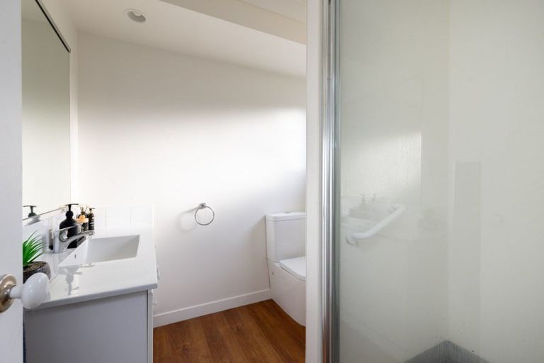 Photo of property in 69 Carlyle Street, Leamington, Cambridge, 3432