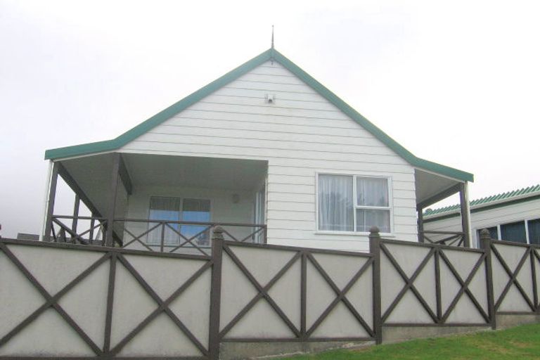 Photo of property in 113 Mark Avenue, Grenada Village, Wellington, 6037