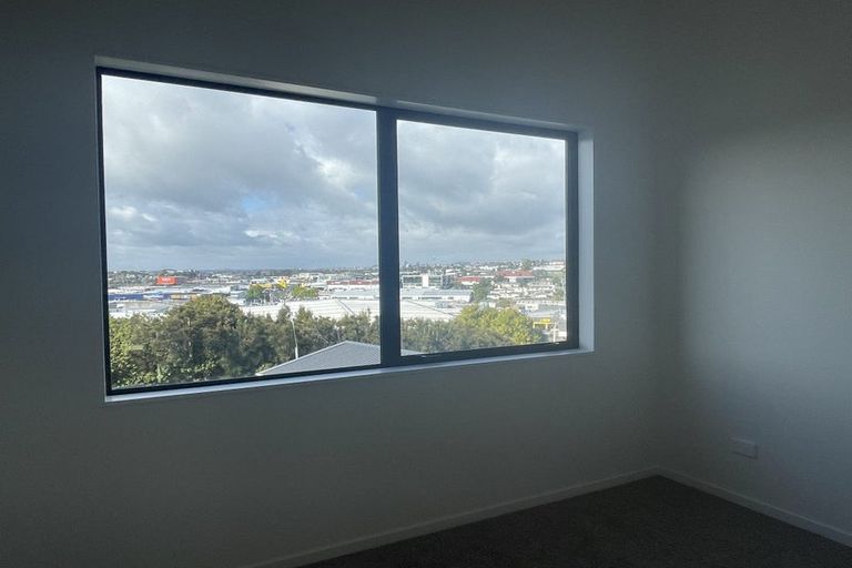 Photo of property in 100f Target Road, Wairau Valley, Auckland, 0629