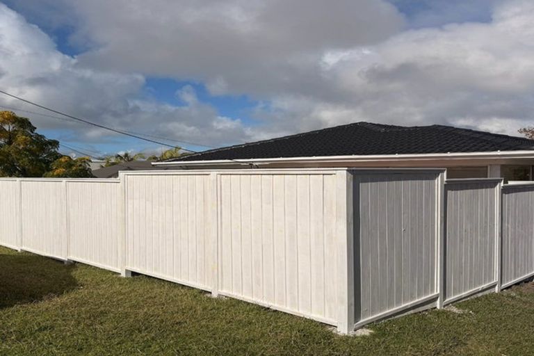 Photo of property in 11 Waitemata Road, Hauraki, Auckland, 0622