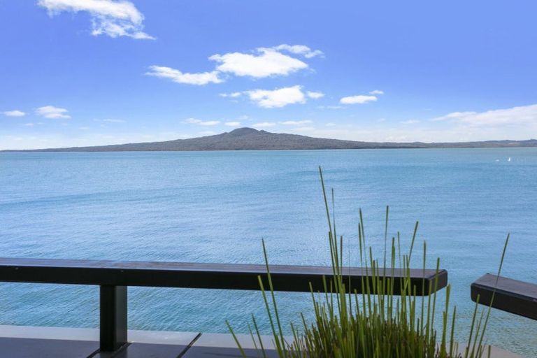 Photo of property in 4/165 Tamaki Drive, Kohimarama, Auckland, 1071