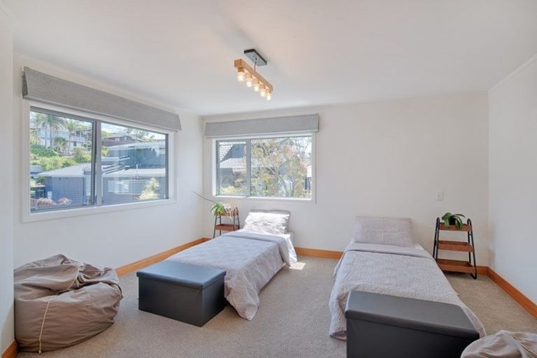 Photo of property in 16 Commodore Parry Road, Castor Bay, Auckland, 0620
