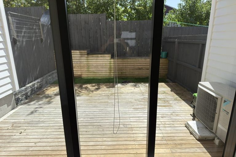 Photo of property in 5/13 Grove Lane, Pakuranga, Auckland, 2010