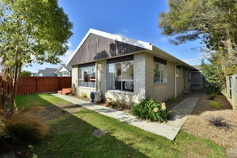 Photo of property in 1/10 Cardiff Avenue, Somerfield, Christchurch, 8024