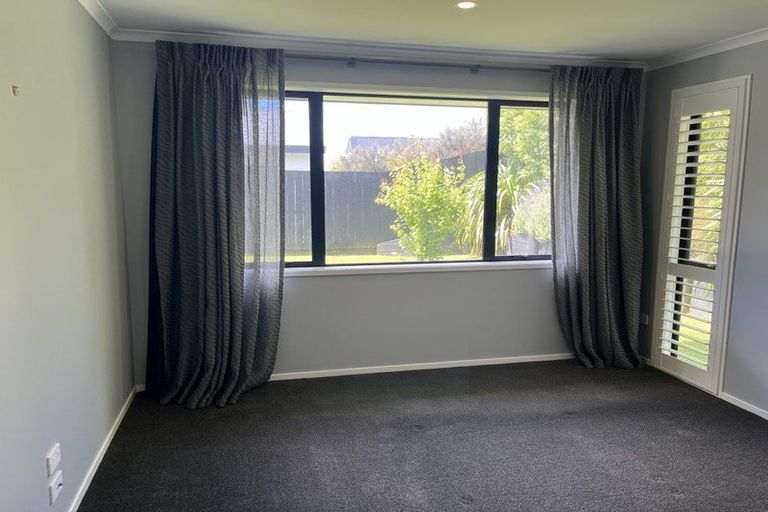 Photo of property in 8 Stanton House Road, Paerata, 2124