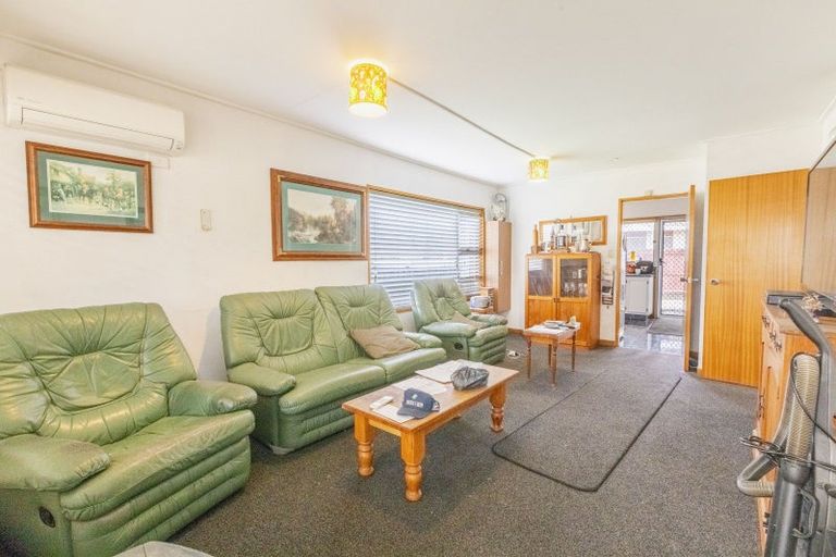 Photo of property in 1/17 Francis Drake Street, Waipukurau, 4200