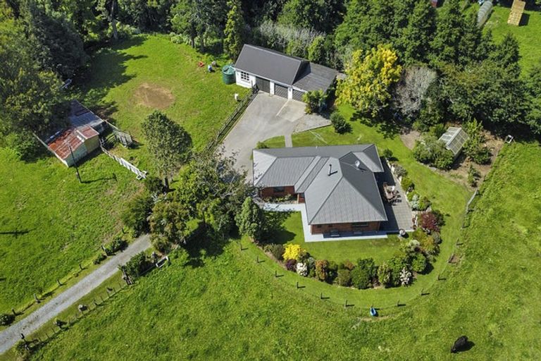 Photo of property in Olsen Street, Egmont Village, Inglewood, 4386