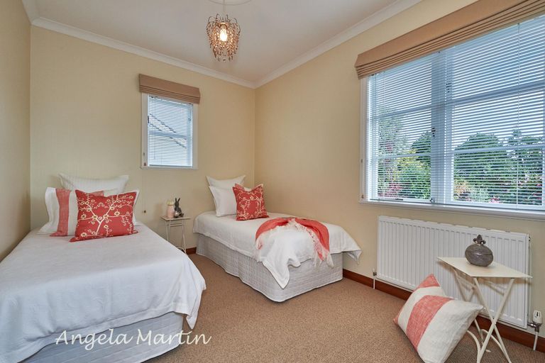 Photo of property in 20 Ihle Street, Terrace End, Palmerston North, 4410