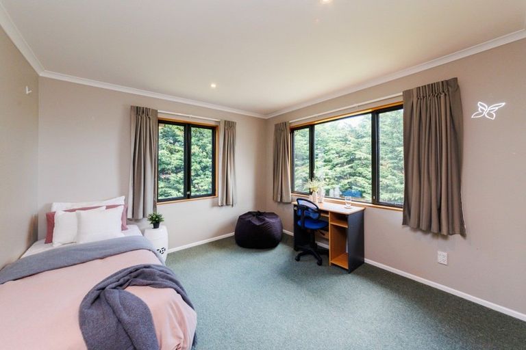 Photo of property in 80 Ngahere Park Road, Turitea, Palmerston North, 4472