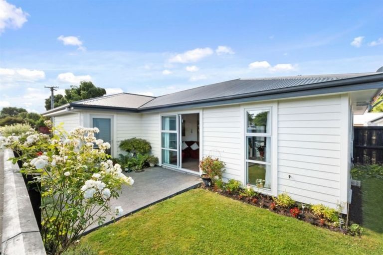 Photo of property in 1/2 Flemington Avenue, North New Brighton, Christchurch, 8083