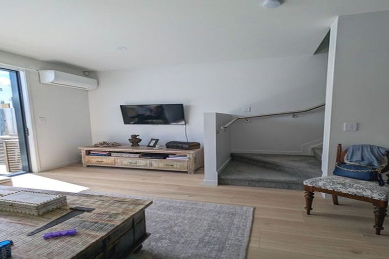 Photo of property in 81 Tarapuka Road, Westgate, Auckland, 0814