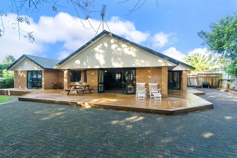 Photo of property in 63 The Glade South, Pukekohe, 2120
