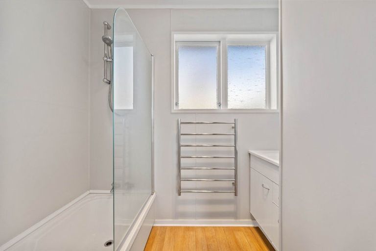 Photo of property in 16 Te Takinga Street, Turangi, 3334