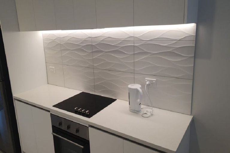 Photo of property in 8d Roys Road, Weymouth, Auckland, 2103