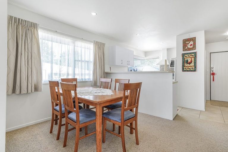 Photo of property in 30 Ranui Street, Dinsdale, Hamilton, 3204