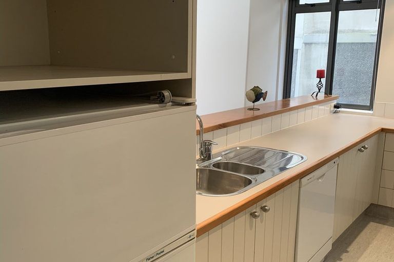 Photo of property in Kelvin House, 1g/16 The Terrace, Wellington Central, Wellington, 6011