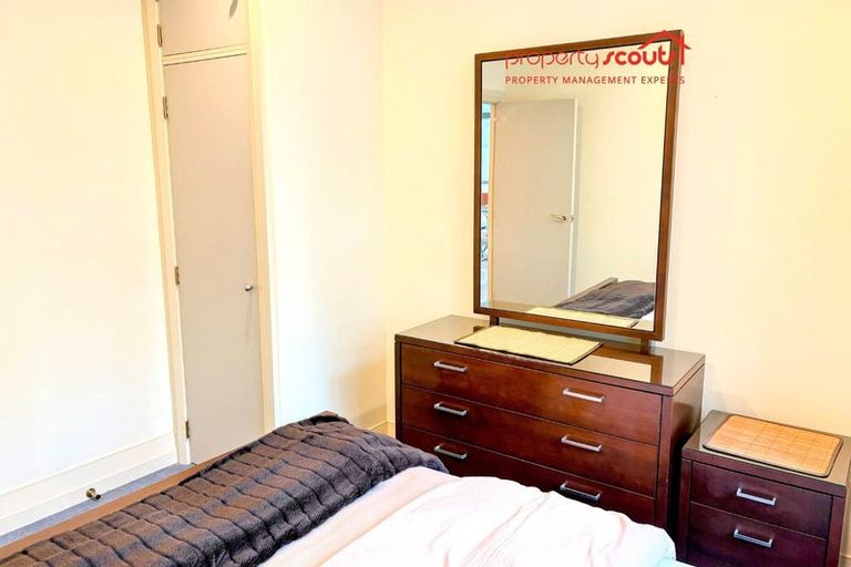 Photo of property in Kelvin House, 5c/16 The Terrace, Wellington Central, Wellington, 6011