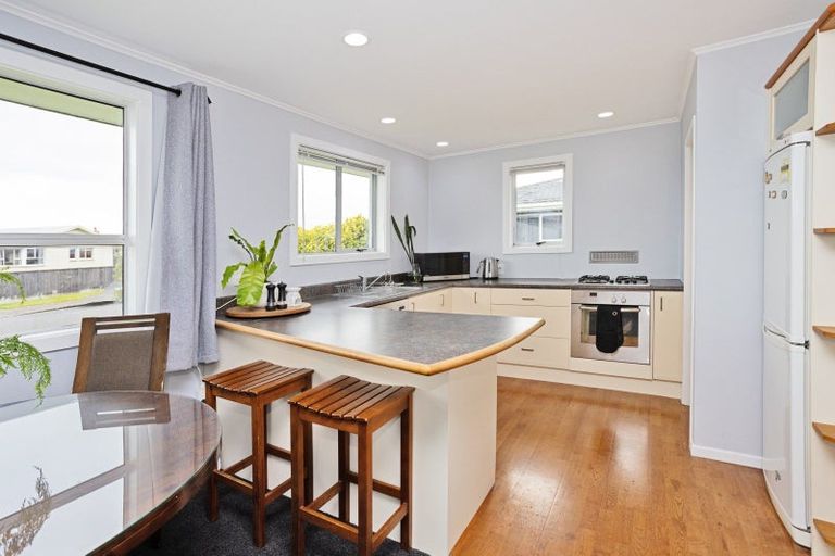 Photo of property in 64 Forfar Crescent, Rockdale, Invercargill, 9812