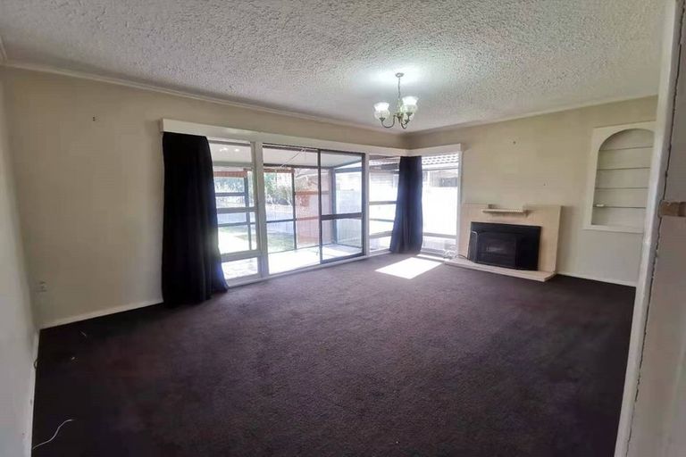 Photo of property in 129 Springs Road, Hornby, Christchurch, 8042