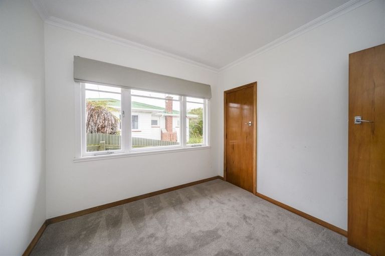 Photo of property in 12 Belvedere Crescent, Takaro, Palmerston North, 4412