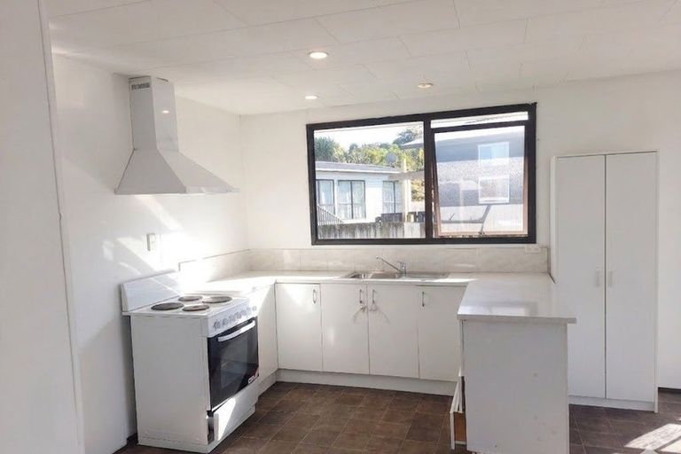 Photo of property in 11 Shifnal Drive, Randwick Park, Auckland, 2105