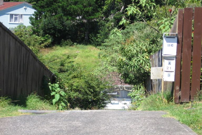 Photo of property in 1/21 Taurus Crescent, Beach Haven, Auckland, 0626