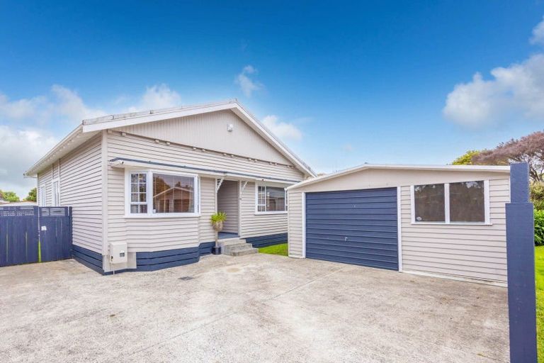 Photo of property in 54 Haultain Street, Fairfield, Hamilton, 3214