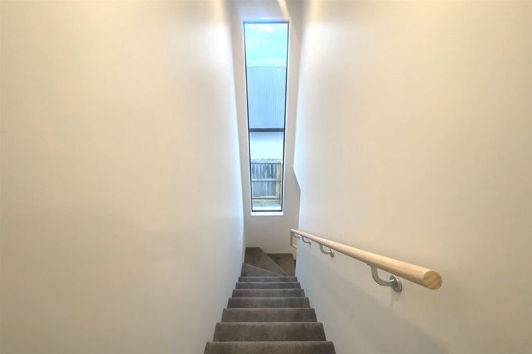 Photo of property in 35b Clarence Street South, Addington, Christchurch, 8024