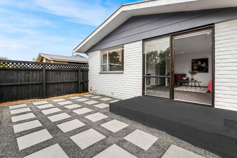 Photo of property in 1/116 Lincoln Road, Addington, Christchurch, 8024