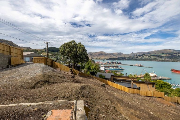 Photo of property in 21 Bridle Path, Lyttelton, 8082