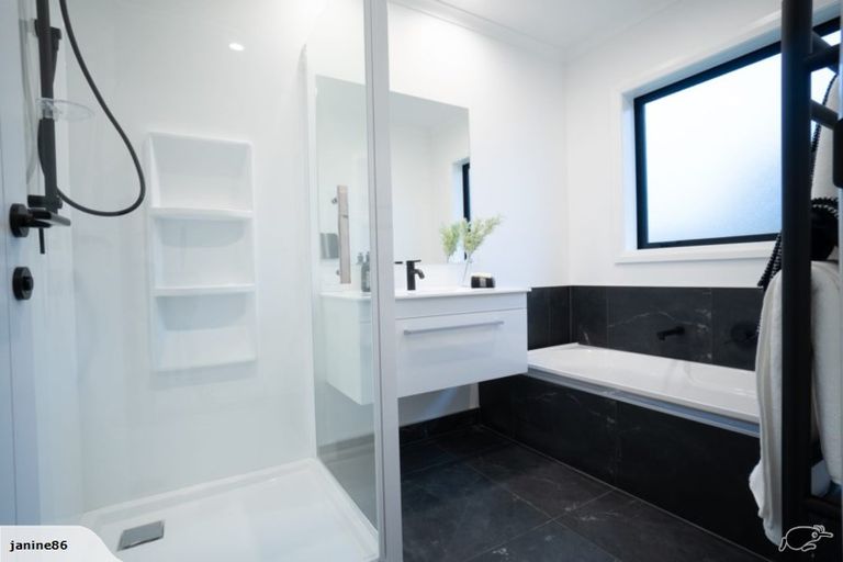 Photo of property in 26 Serenity Crescent, Kelvin Grove, Palmerston North, 4414