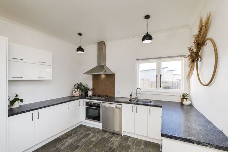 Photo of property in 62 Milson Line, Milson, Palmerston North, 4414