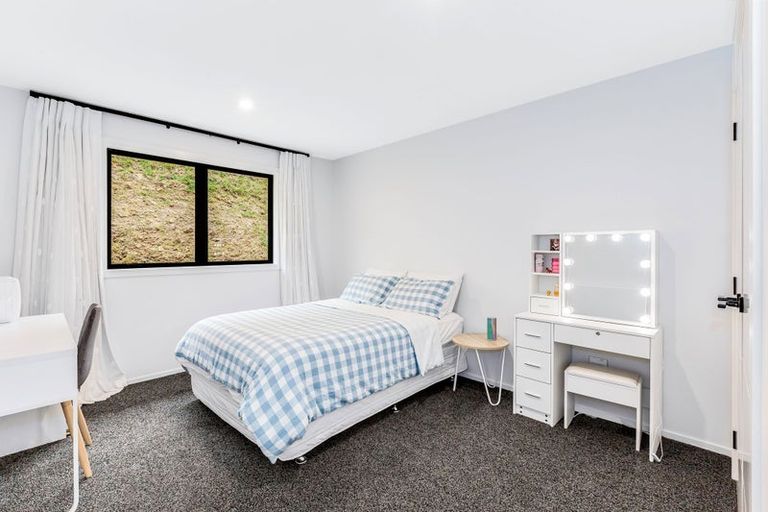 Photo of property in 23 Banks Boulevard, Whitby, Porirua, 5024