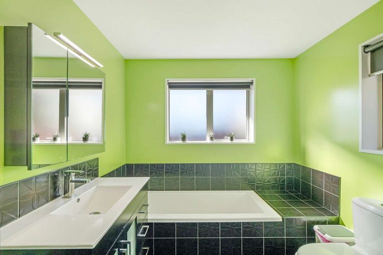 Photo of property in 30 Coronation Street, Rangiora, 7400