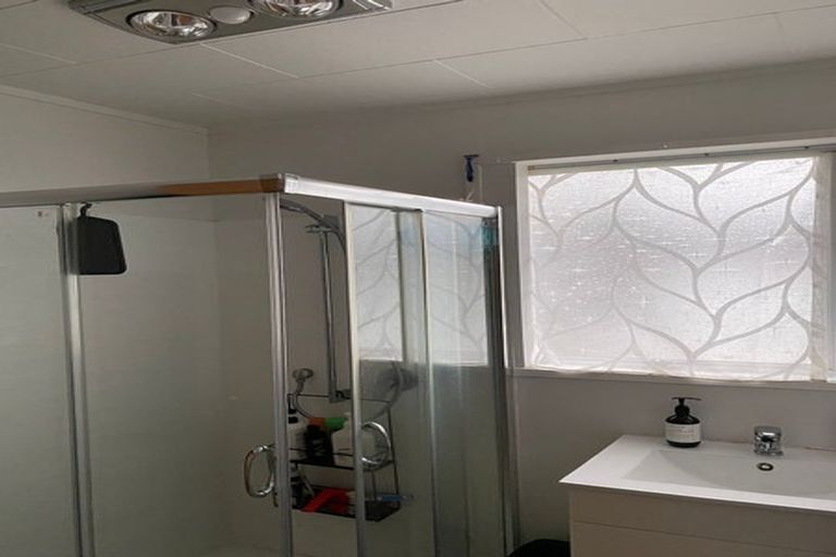 Photo of property in 59 Archmillen Avenue, Pakuranga Heights, Auckland, 2010