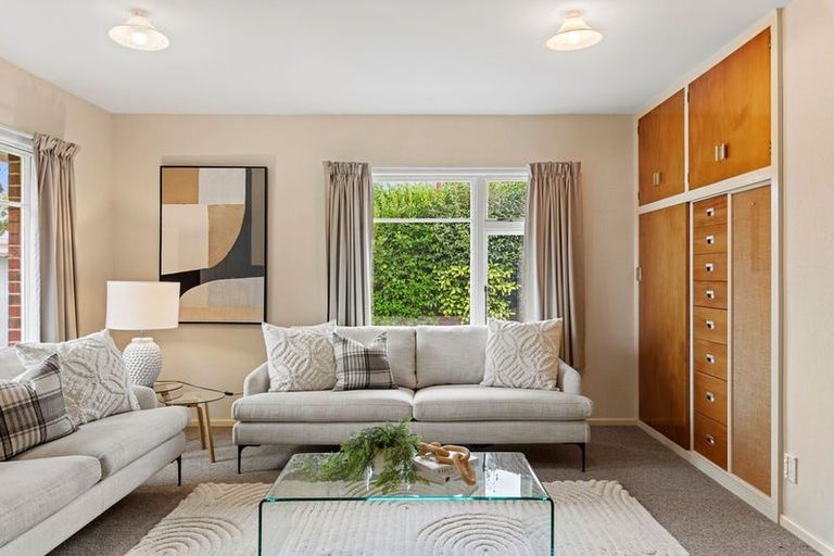 Photo of property in 35 Liverton Crescent, Bishopdale, Christchurch, 8053